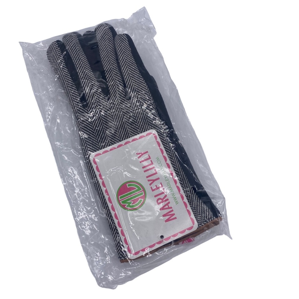 Marley Lily gloves NWT